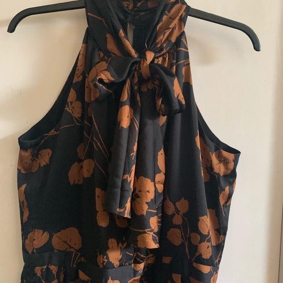 NWT Banana Republic floral jumpsuit, size 8 - Picture 6 of 9